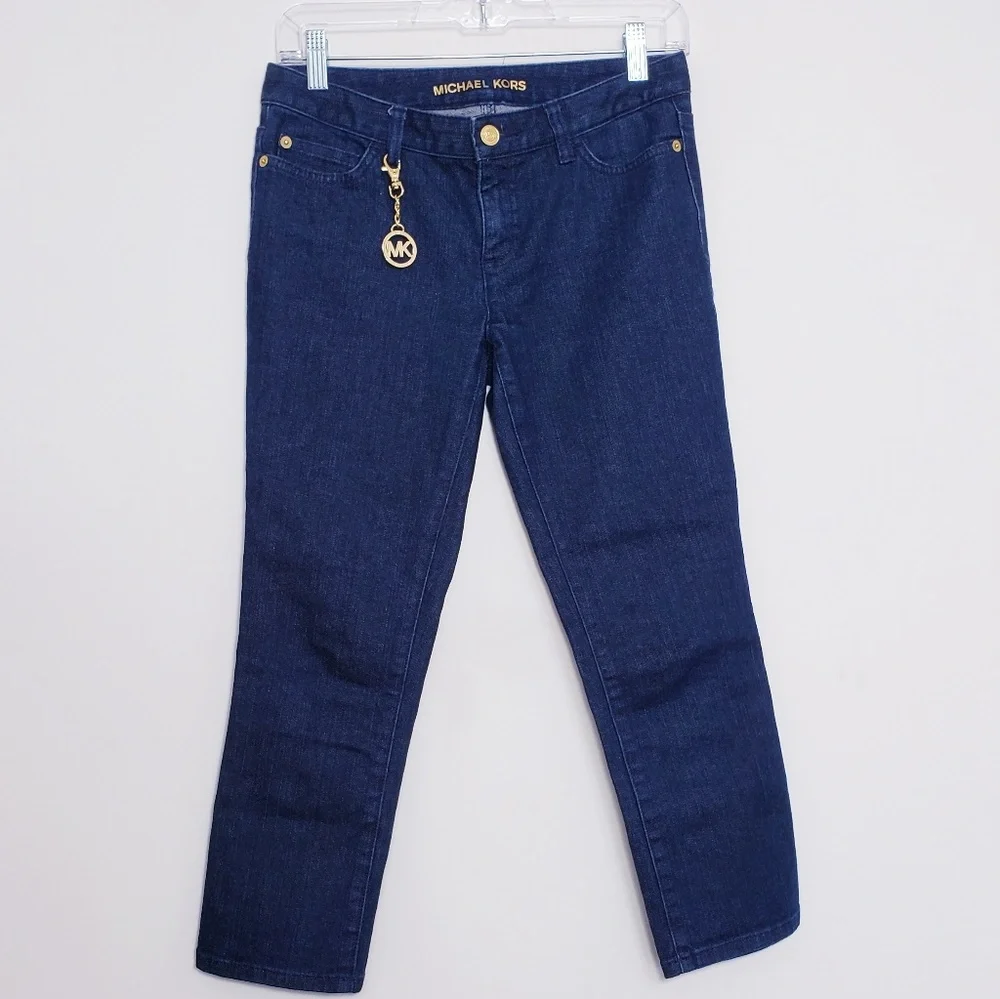 💙Michael Kors cropped jeans with gold MK charm 🤍Size 0
